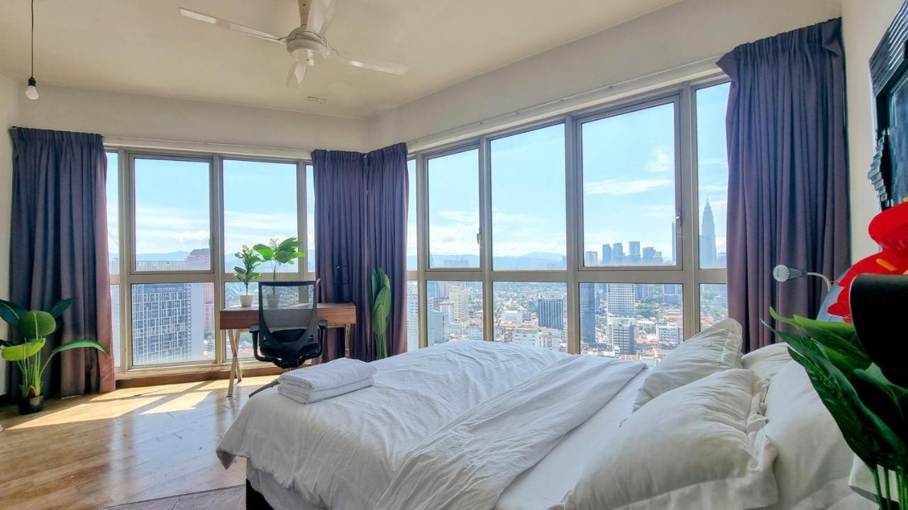 Penthouse On 34 - The Highest Unit And Best Views In Regalia & Private Rooftop Terrace Kuala Lumpur Dış mekan fotoğraf