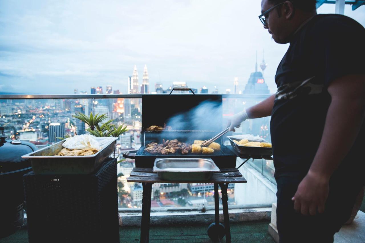 Penthouse On 34 - The Highest Unit And Best Views In Regalia & Private Rooftop Terrace Kuala Lumpur Dış mekan fotoğraf