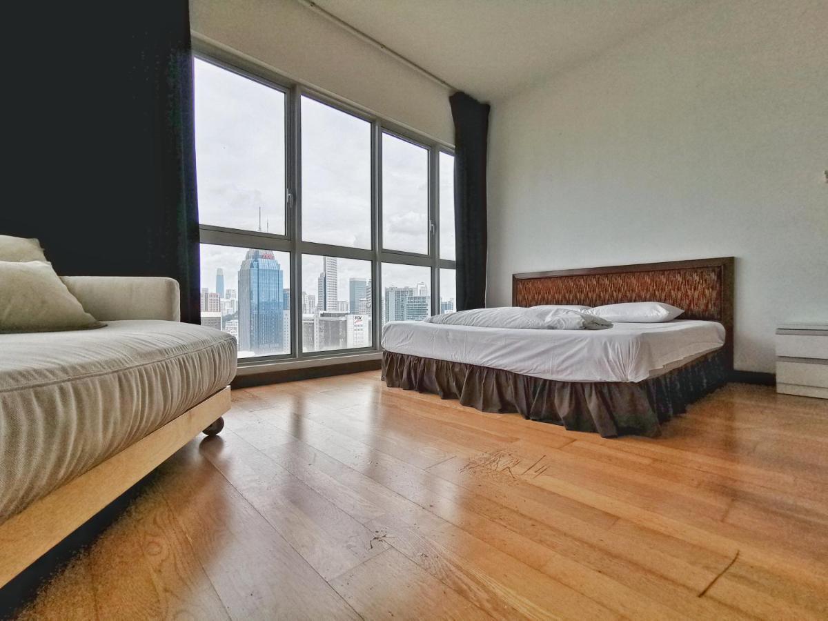 Penthouse On 34 - The Highest Unit And Best Views In Regalia & Private Rooftop Terrace Kuala Lumpur Dış mekan fotoğraf